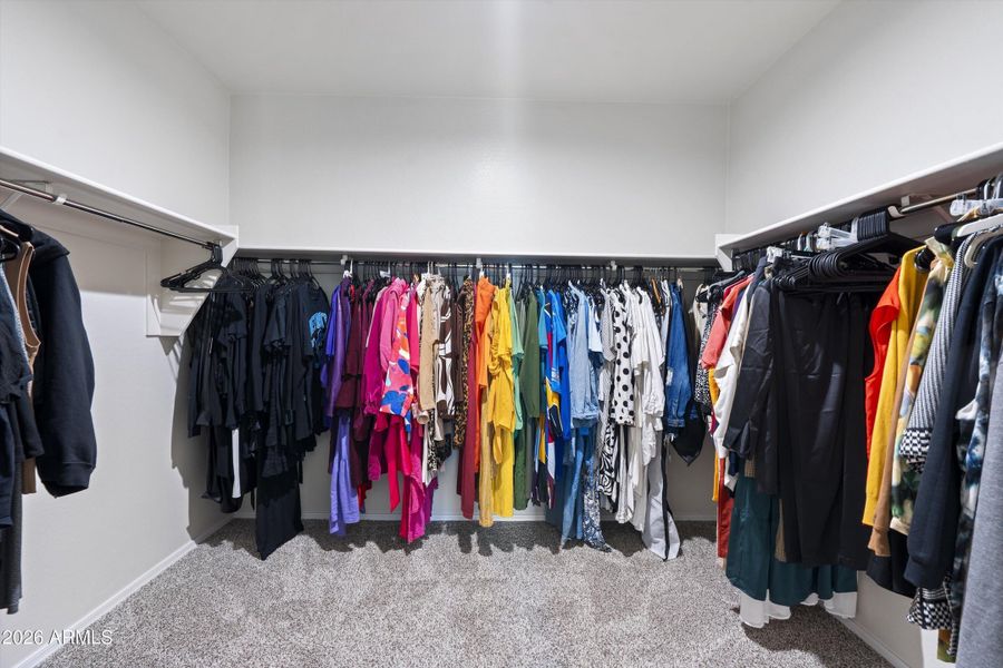 29-Walk-in CLoset