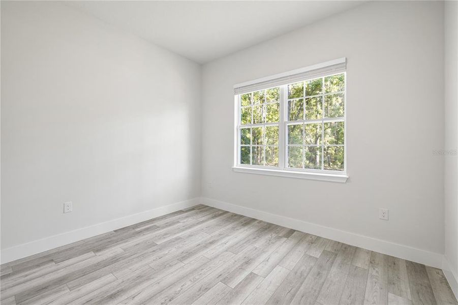 Spacious, unfurnished interior of a new home in , Ocala (Image 39).