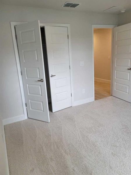 Spacious, unfurnished interior of a new home in , Ocala (Image 12).