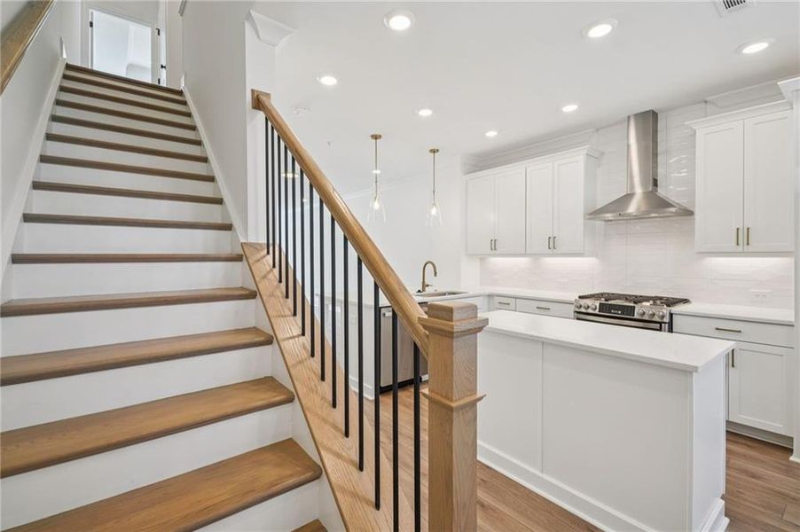 Furnished interior view inside a new home in IveyBrooke, Alpharetta (Image 36).
