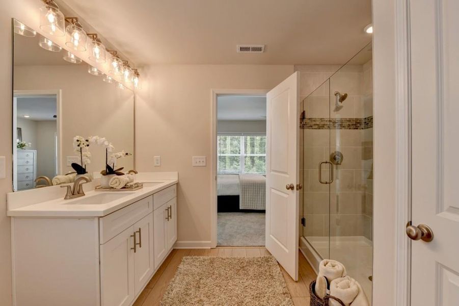 Furnished interior view inside a new home in Magnolia Grove, Mableton (Image 51). Furnished interior view inside a new home in Magnolia Grove, Mableton (Image 51).