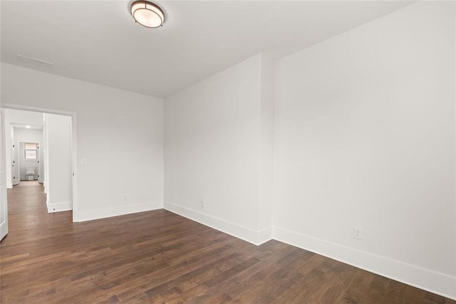 Spacious, unfurnished interior of a new home in Soleil Summit Chase, Snellville (Image 36).