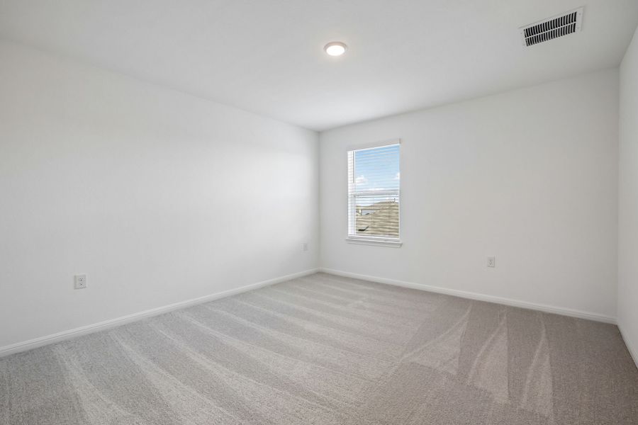 Spacious, unfurnished interior of a new home in Lisso, Pflugerville (Image 43).