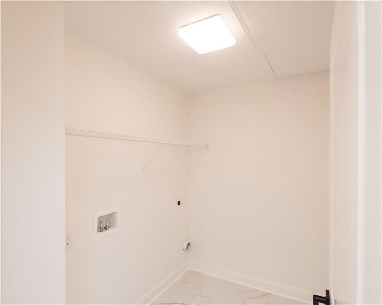 Spacious, unfurnished interior of a new home in , Snellville (Image 39).