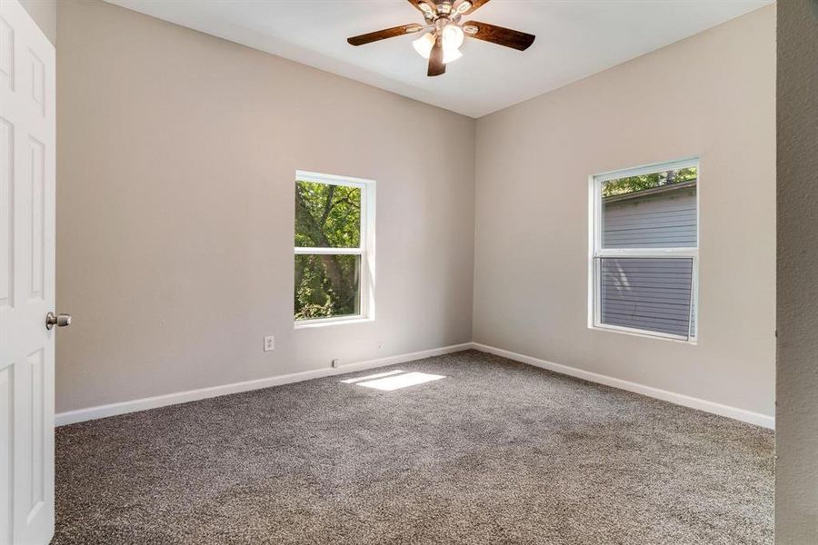 Spacious, unfurnished interior of a new home in , Paris (Image 14).