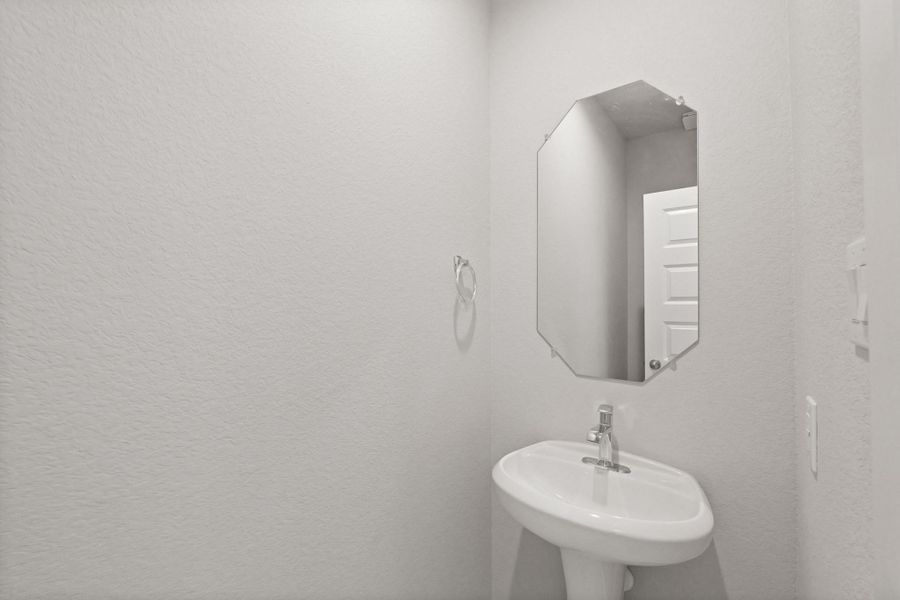 Image 40 of a home in Cypresswood Landing.