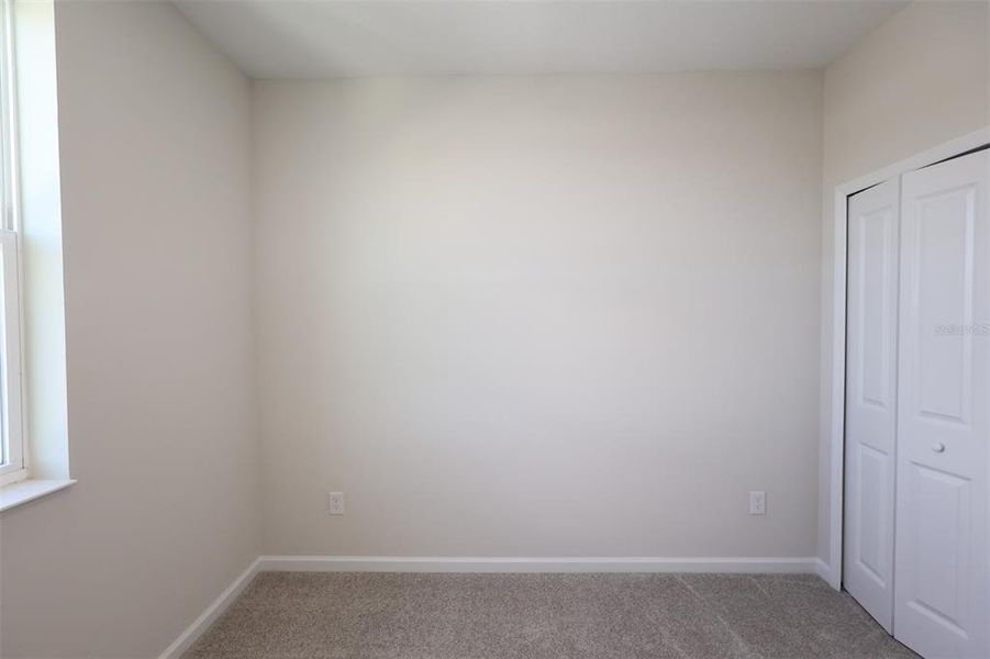 Spacious, unfurnished interior of a new home in Center Lake on the Park, St. Cloud (Image 14).