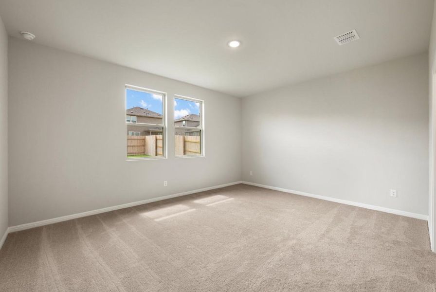 Spacious, unfurnished interior of a new home in Patterson Ranch, Georgetown (Image 31).
