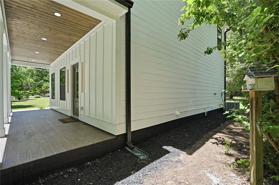 Exterior details and patio area of a home in , Winterville (Image 3).
