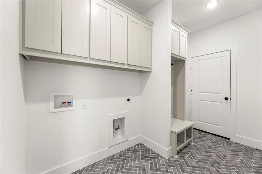 24. 12806 Meadow - Utility 24. 12806 Meadow - Utility