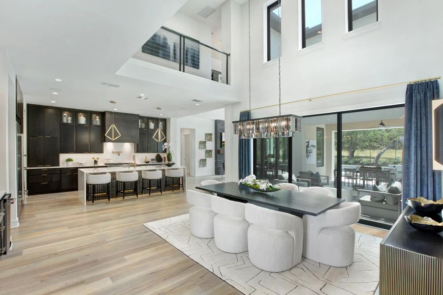 The Lynmar II Dining Room