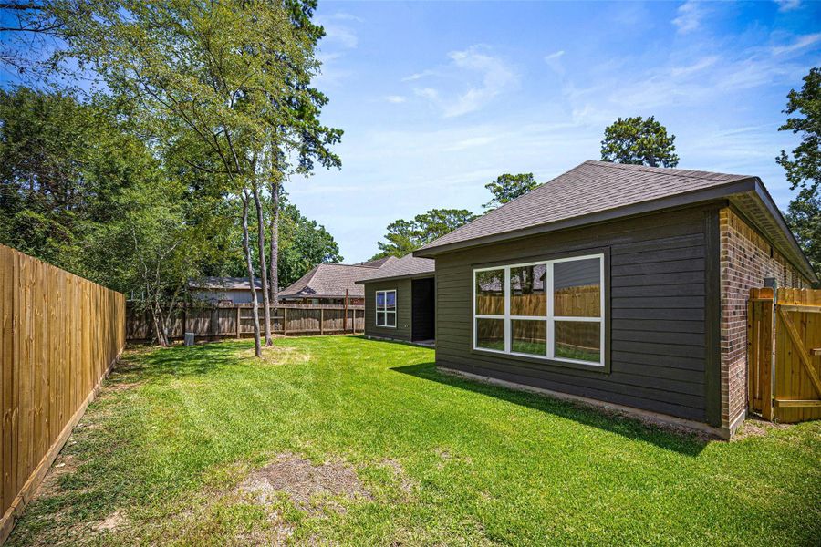 Front exterior of a new home in , Montgomery, TX, highlighting curb appeal (Image 17).
