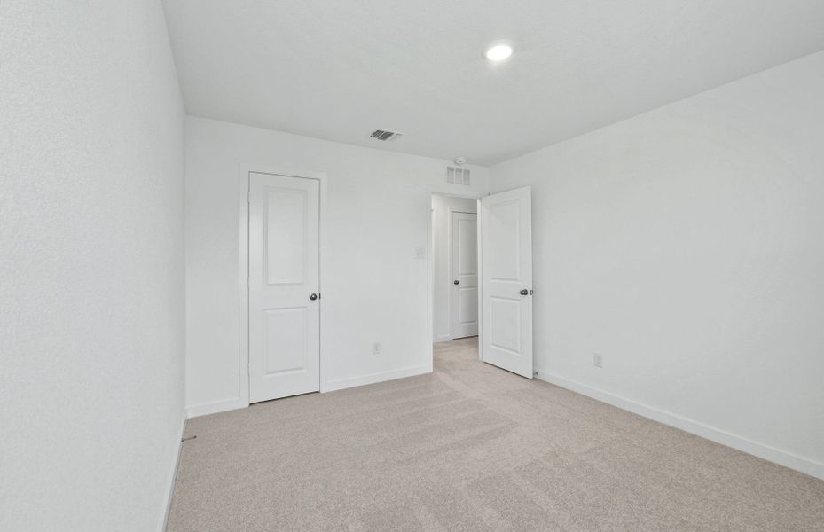 Spacious, unfurnished interior of a new home in Sonterra, Jarrell (Image 15). Spacious, unfurnished interior of a new home in Sonterra, Jarrell (Image 15).