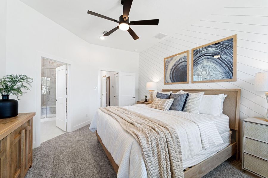 **Photos are representative of the floor plan and not of the actual home** **Photos are representative of the floor plan and not of the actual home**