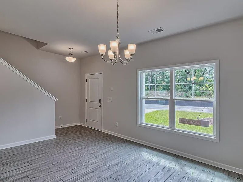 Spacious, unfurnished interior of a new home in Emanuel Creek, West Columbia (Image 7).