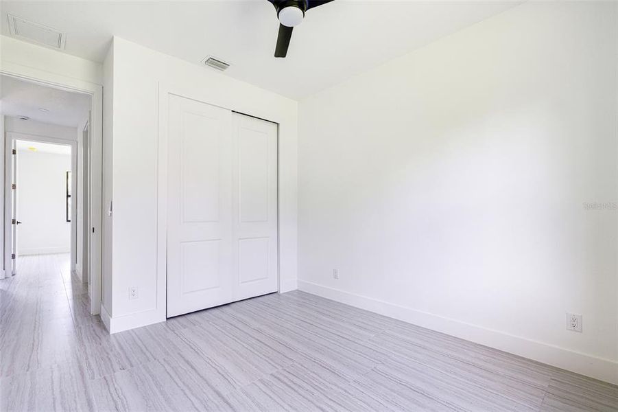 Spacious, unfurnished interior of a new home in , Port Charlotte (Image 27).
