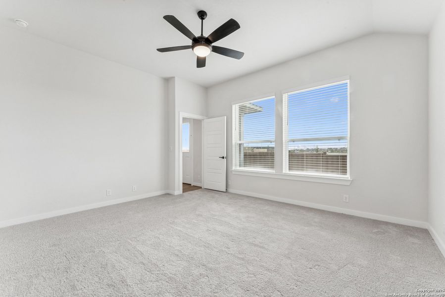 Spacious, unfurnished interior of a new home in Mayfair - Select Classic Series, New Braunfels (Image 22).