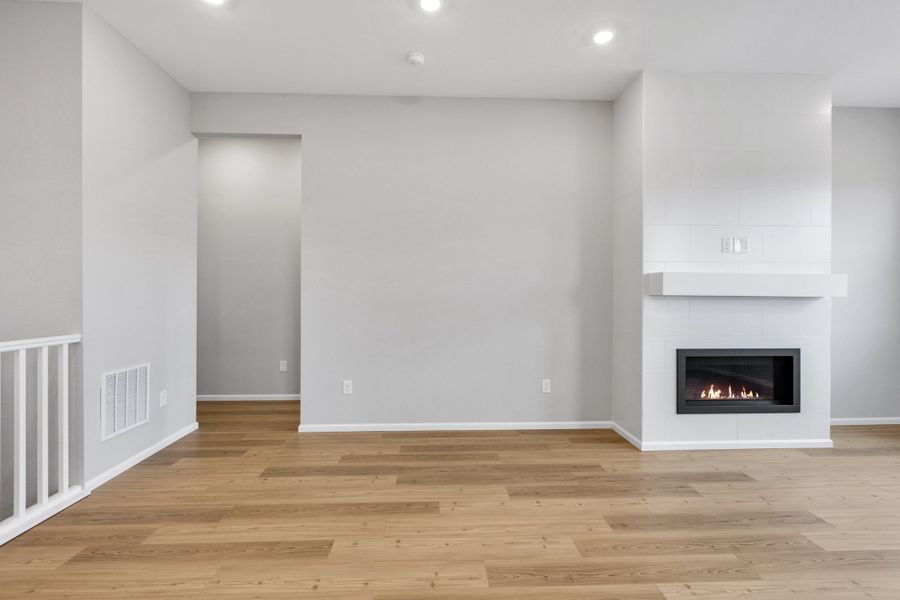 Spacious, unfurnished interior of a new home in The Manors Collection at Golden Overlook, Golden (Image 11).