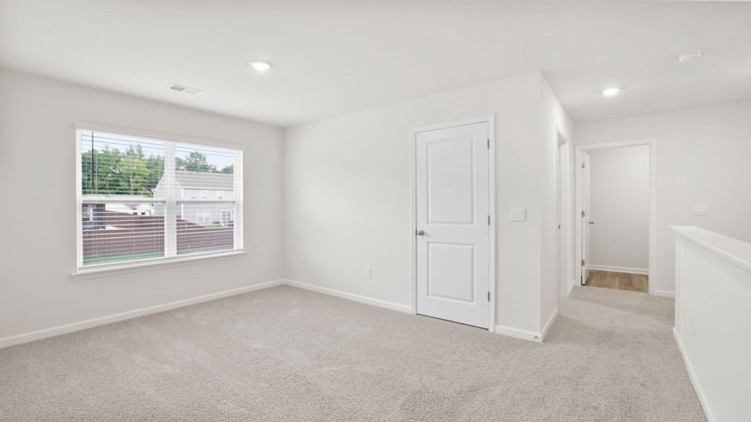 Spacious, unfurnished interior of a new home in Bentley Park, Greenwood (Image 29). Spacious, unfurnished interior of a new home in Bentley Park, Greenwood (Image 29).