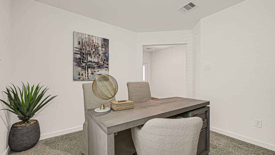 Furnished interior view inside a new home in Holly Ridge, Rosenberg (Image 7).