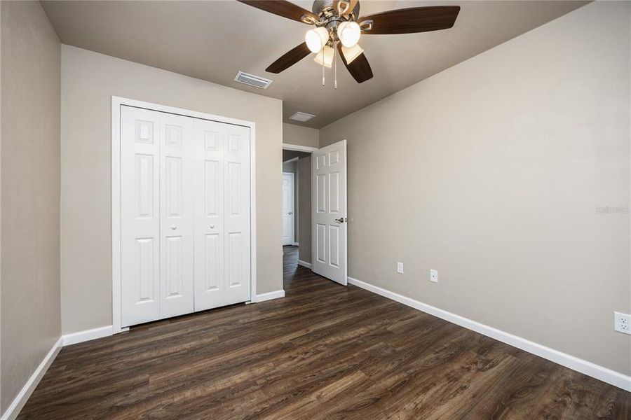 Spacious, unfurnished interior of a new home in , Gainesville (Image 28).