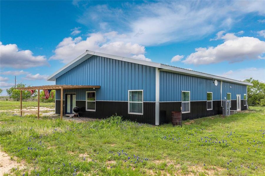 Exterior details and patio area of a home in , Bangs (Image 22).