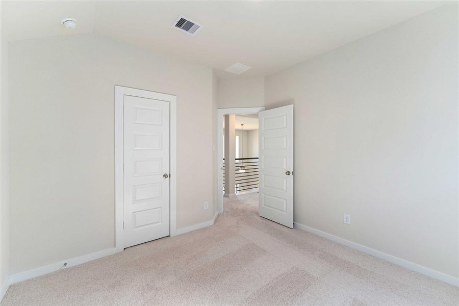 Spacious, unfurnished interior of a new home in Magnolia Springs, Montgomery (Image 23).
