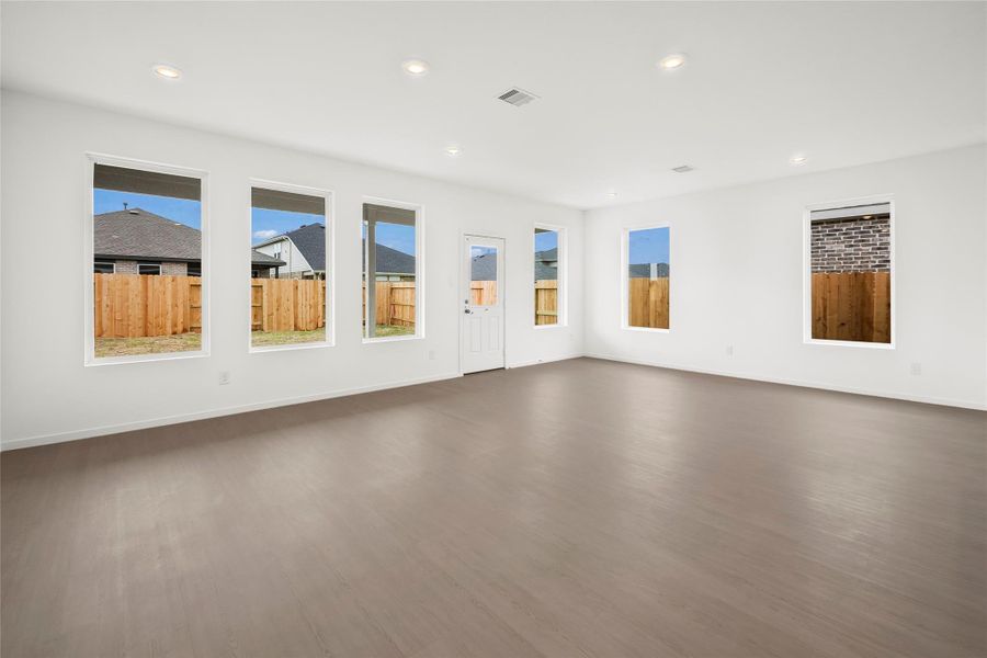 Photos are representative of floor plan - not actual home Photos are representative of floor plan - not actual home