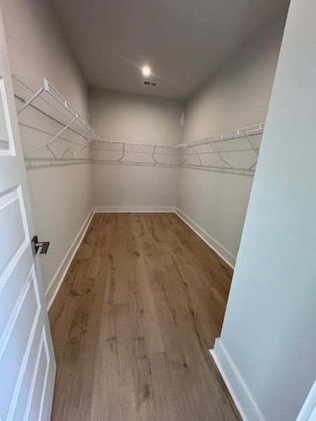 Spacious, unfurnished interior of a new home in Waterloo Estates, Johns Island (Image 10).