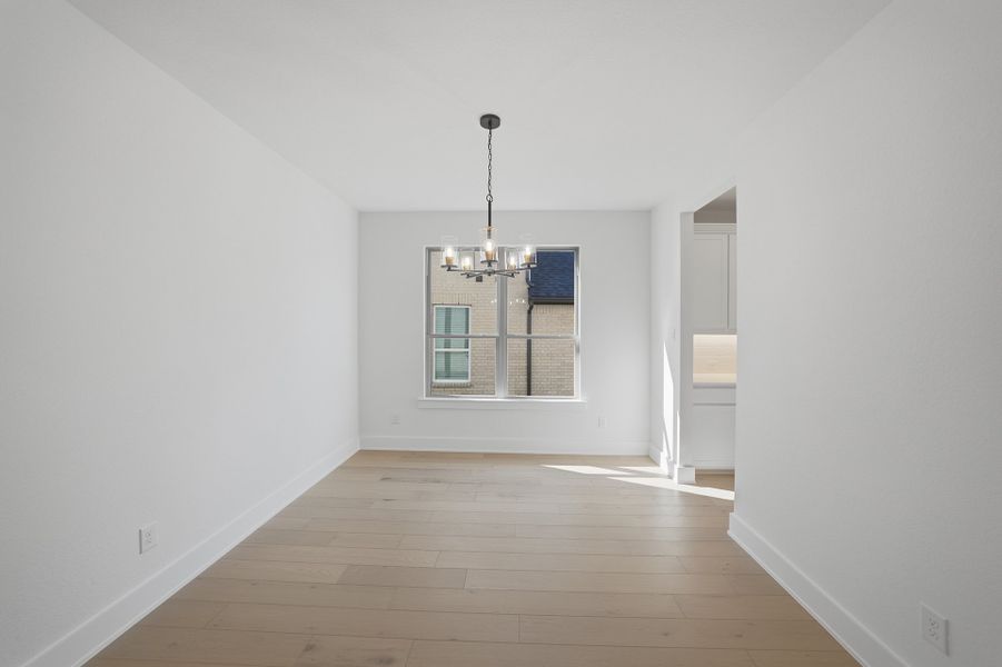 Spacious, unfurnished interior of a new home in Tavolo Park, Fort Worth (Image 19). Spacious, unfurnished interior of a new home in Tavolo Park, Fort Worth (Image 19).