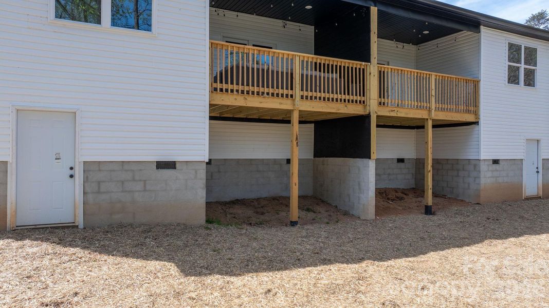 Exterior details and patio area of a home in , Hickory (Image 31).