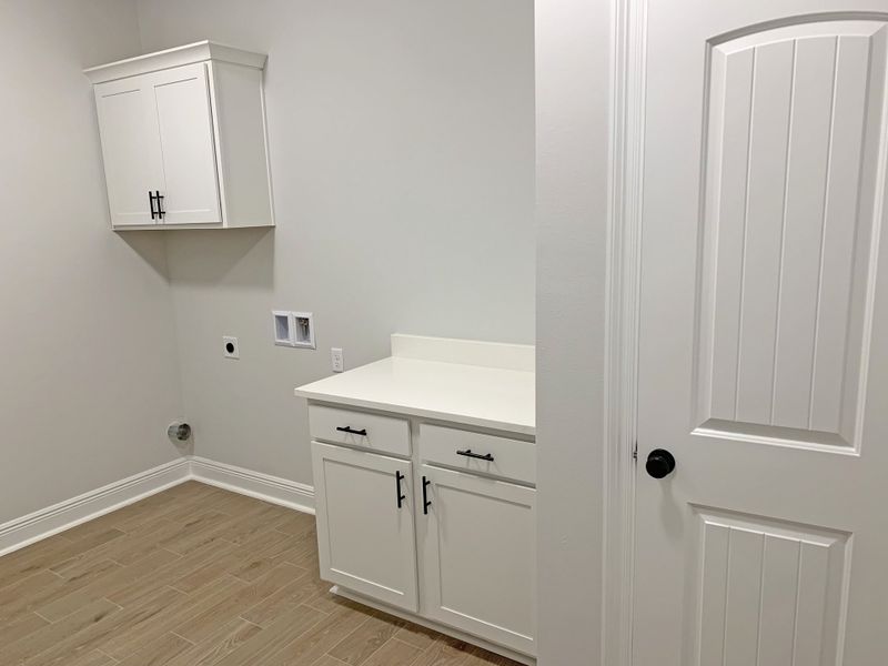 Furnished interior view inside a new home in Sentinel Ridge, Pace (Image 7).