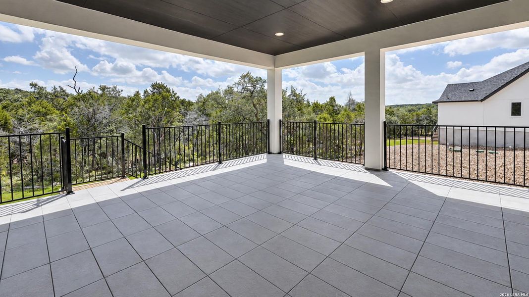 Exterior details and patio area of a home in , New Braunfels (Image 4).