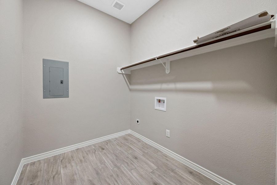 Spacious, unfurnished interior of a new home in , Cleveland (Image 23). Spacious, unfurnished interior of a new home in , Cleveland (Image 23).