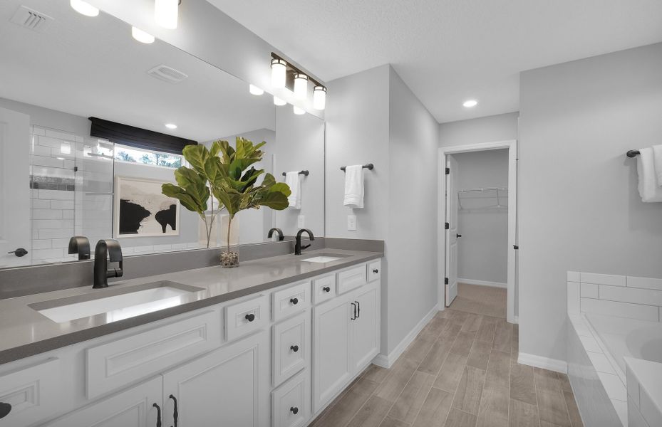 Trailside | Owner's Bathroom