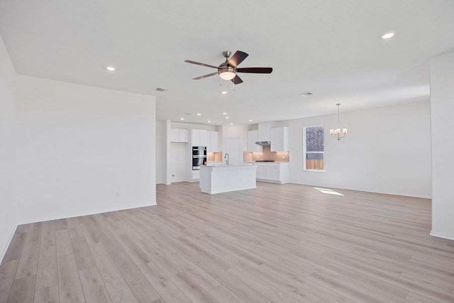 Spacious, unfurnished interior of a new home in Salerno - Classic Collection, Round Rock (Image 21). Spacious, unfurnished interior of a new home in Salerno - Classic Collection, Round Rock (Image 21).