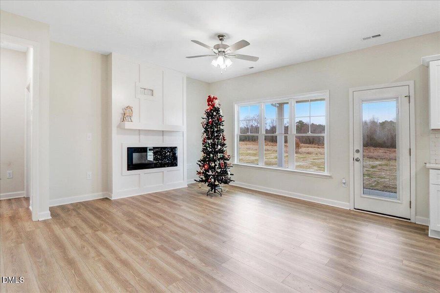 16-307 Creeks Edge Dr-16