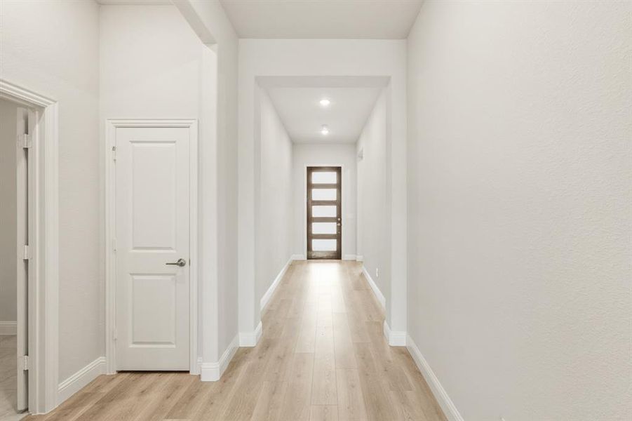 Spacious, unfurnished interior of a new home in Waterscape, Royse City (Image 21).