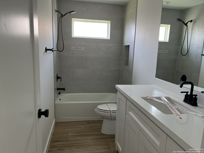 Furnished interior view inside a new home in , Laredo (Image 6). Furnished interior view inside a new home in , Laredo (Image 6).