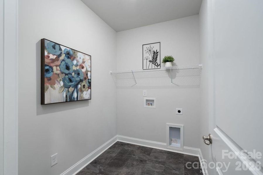 Spacious, unfurnished interior of a new home in Cardiff Glyn, Catawba (Image 16). Spacious, unfurnished interior of a new home in Cardiff Glyn, Catawba (Image 16).
