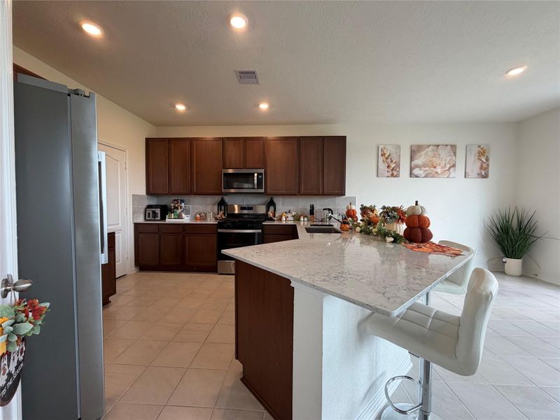 Furnished interior view inside a new home in , Katy (Image 11).