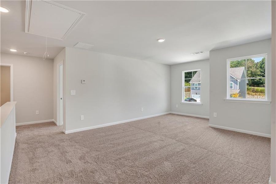 Spacious, unfurnished interior of a new home in Austin Ridge, Commerce (Image 17).
