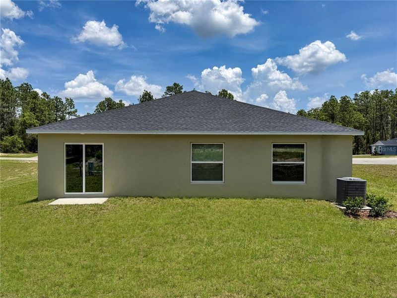Exterior details and patio area of a home in Marion Ranch, Ocala (Image 4). Exterior details and patio area of a home in Marion Ranch, Ocala (Image 4).