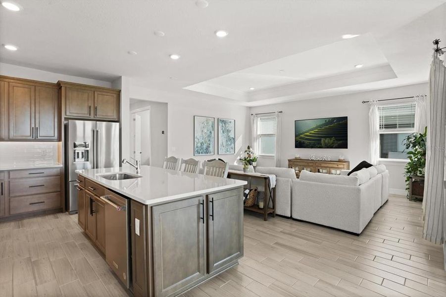 Furnished interior view inside a new home in , Orlando (Image 22).