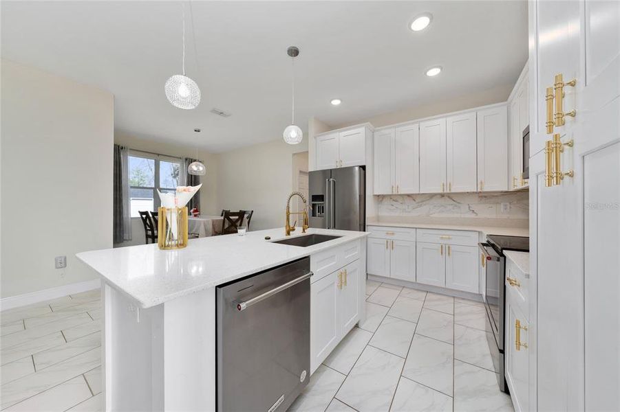 Furnished interior view inside a new home in , Ocala (Image 25).