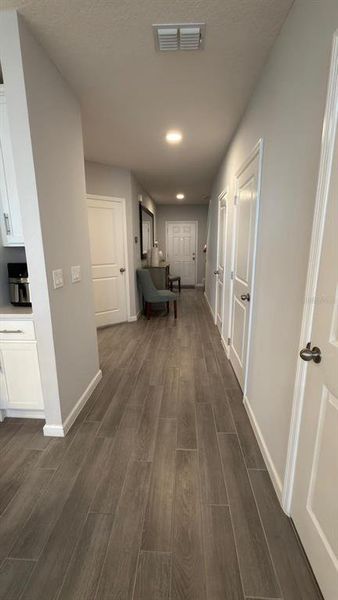 Spacious, unfurnished interior of a new home in , St. Cloud (Image 19).