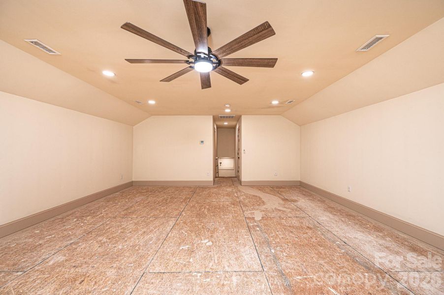 Spacious, unfurnished interior of a new home in , Newton (Image 20).