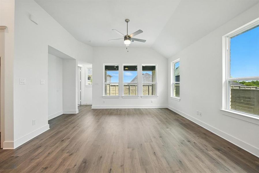 Spacious, unfurnished interior of a new home in Treeline, Justin (Image 24).