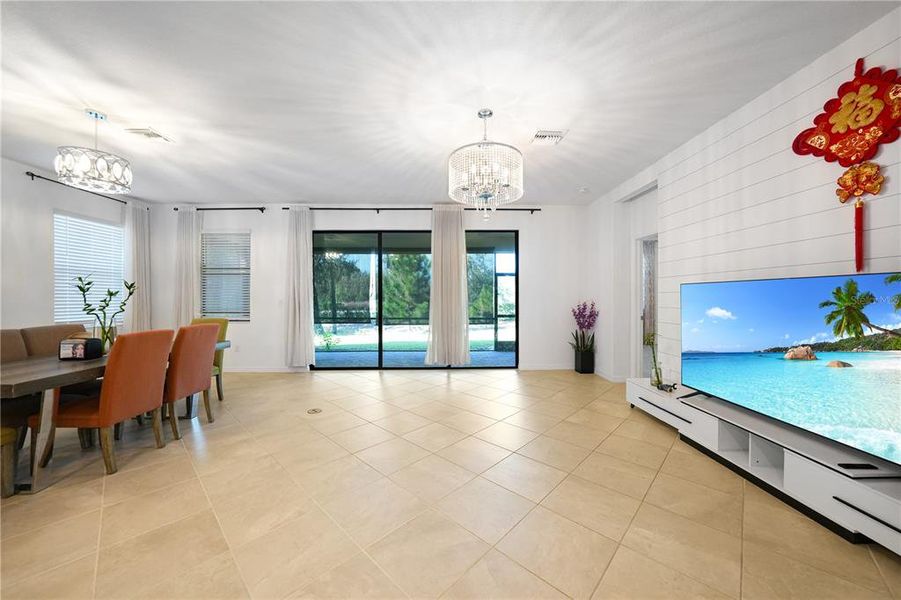 Community amenities in , Port Charlotte (Image 28). Community amenities in , Port Charlotte (Image 28).