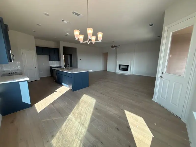 Image 12 of a home in Waterford Park. Image 12 of a home in Waterford Park.